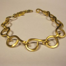 Armband handgesmede schakel geelgoud